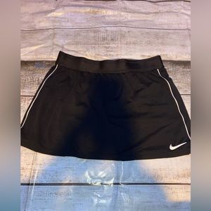 Nike dri-fit tennis skirt